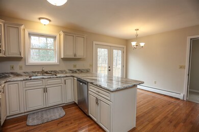 318 Brickett Hill Rd, Pembroke, NH 03275 - photo 4