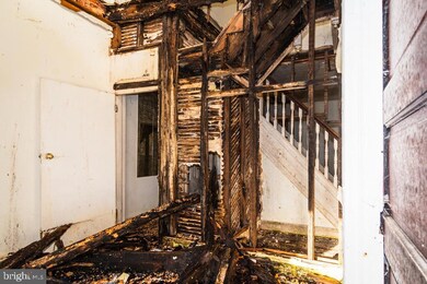 1806 N Mount St, Baltimore, MD 21217 - photo 7