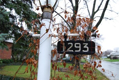 1293 Butternut Ln, Macungie, PA 18062 - photo 3