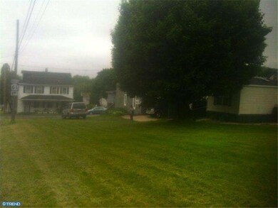 324 Catherine St, Ashland, PA 17921 - photo 2