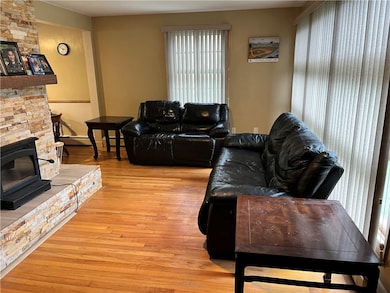 2 Cobble Hill Rd, Lincoln, RI 02865 - photo 5