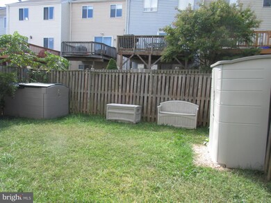 19112 Partridge Wood Dr, Germantown, MD 20874 - photo 4