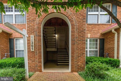 11205 Edson Park Place unit 46, Rockville, MD 20852 - photo 2