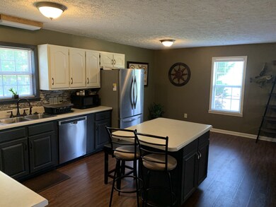 6520 Hilham Rd, Cookeville, TN 38506 - photo 5