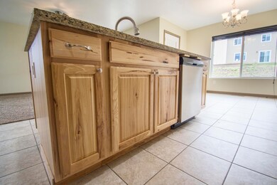 5814 Anna Ave, Williston, ND 58801 - photo 4