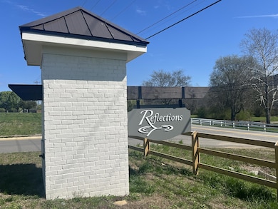 9168 Glimmer Ln, East Brainerd, TN 37421 - photo 4