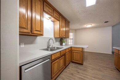 106 Sanchez Creek Ct, Weatherford, TX 76088 - photo 7