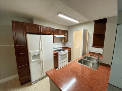 1237 SW 46th Ave unit 8028, Pompano Beach, FL 33069 - photo 4