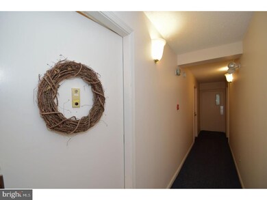 107 Woodstream Dr unit BLDG 4, Norristown, PA 19403 - photo 6