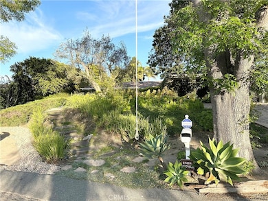 27424 Rainbow Ridge Rd, Palos Verdes Peninsula, CA 90274 - photo 2