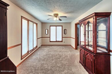 9411 Cedar Creek Rd, Louisville, KY 40228 - photo 6