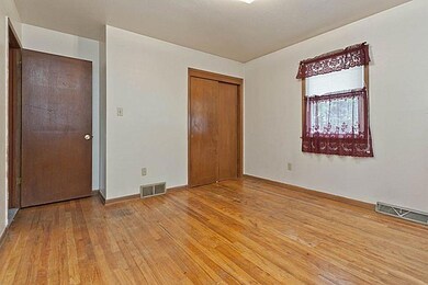 bedroom_700