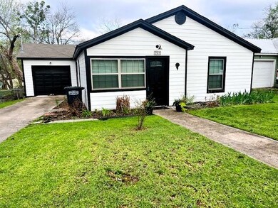 707 Jackson St, Weatherford, TX 76086 - photo 3