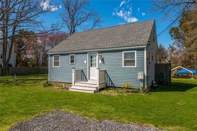 96 Stern St, Jamestown, RI 02835 - photo 2