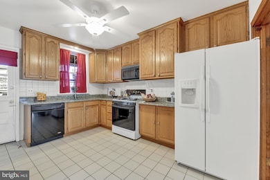 634 S Curley St, Baltimore, MD 21224 - photo 7