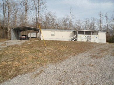 1970 Omega Park Rd, Somerset, KY 42501 - photo 2