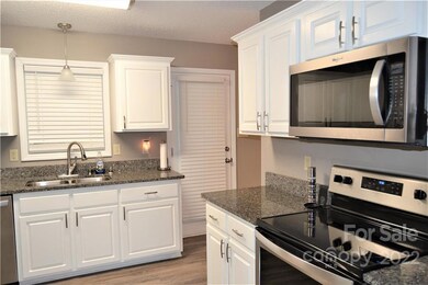 908 Bunting Rd, Asheboro, NC 27205 - photo 4