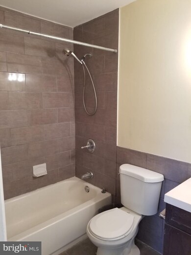 19 Old Millstone Dr unit 19, East Windsor, NJ 08520 - photo 5