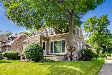 602 W Atlantic Ave, Waukegan, IL 60085 - photo 2