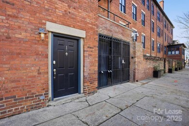 229 N Poplar St unit 1, Charlotte, NC 28202 - photo 4