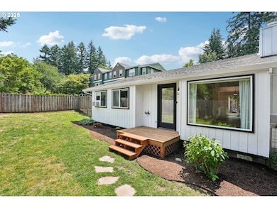 2924 SW Multnomah Blvd, Portland, OR 97219 - photo 4