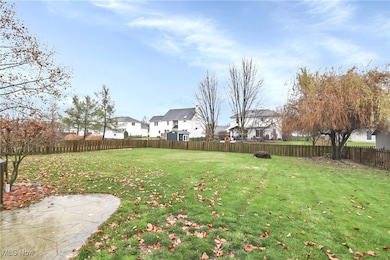 29880 Westminster Dr, North Olmsted, OH 44070 - photo 2