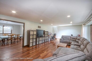 11 W Raymond Ave, Medford, NJ 08055 - photo 2