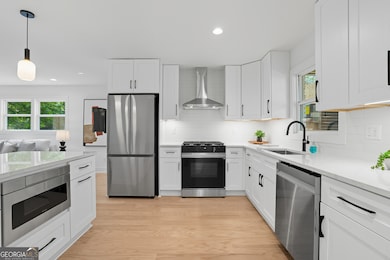 2201 Edgemore Dr SE, Atlanta, GA 30316 - photo 3