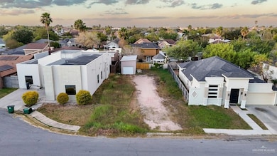 44 Boganbilia Ave, Hidalgo, TX 78557 - photo 2