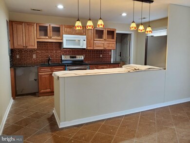 427 S West End Blvd unit A, Quakertown, PA 18951 - photo 5