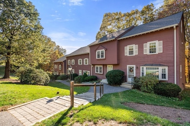 3 Apple Ridge Rd unit 5, Maynard, MA 01754 - photo 2