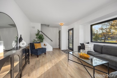 1560 Eastlawn Rd SE, Grand Rapids, MI 49506 - photo 5