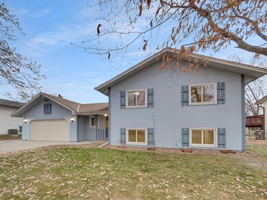 8232 Sumter Ave N, Brooklyn Park, MN 55445 - photo 3