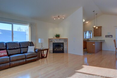Living Room4