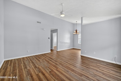 716 Varsity Dr, Wilmington, NC 28403 - photo 7