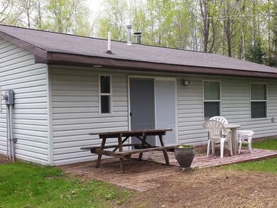 N10846 Poplar Dr, Tomahawk, WI 54487 - photo 2