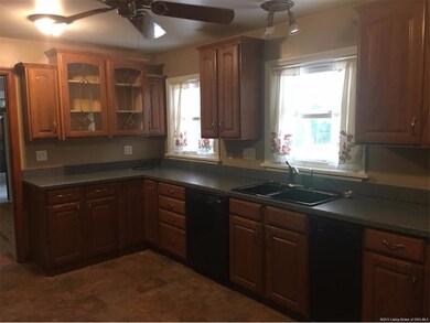 1731 Millerwood Dr, New Albany, IN 47150 - photo 5