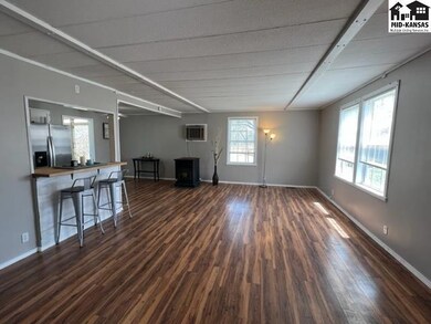 1509 S Maxwell St, McPherson, KS 67460 - photo 6