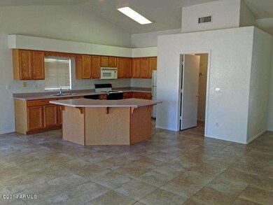 102 N Tangerine Dr, Chandler, AZ 85226 - photo 3