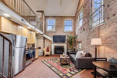 4824 N Oakley Ave unit 3, Chicago, IL 60625 - photo 2