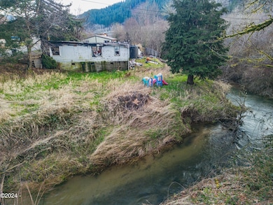 7014 Crystal Creek Loop