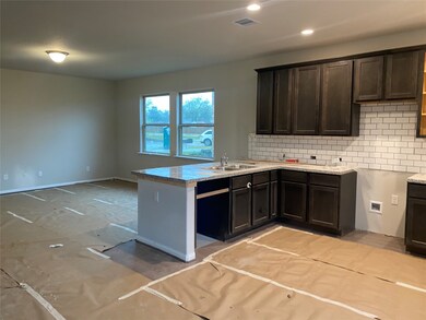 10711 Nyla Spring St, Houston, TX 77016 - photo 3