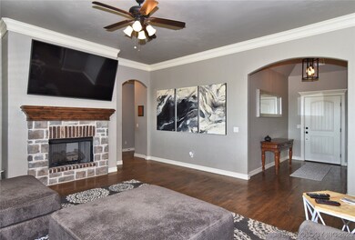 Open floor plan ready to entertain