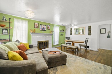 4407 N Walnut_1031_1211