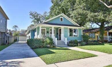 710 E 8th 1/2 St, Houston, TX 77007 - photo 2