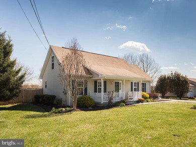 236 Libby Ann Dr, Bunker Hill, WV 25413 - photo 3