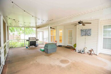 1308 Slash Ave, Bainbridge, GA 39817 - photo 5