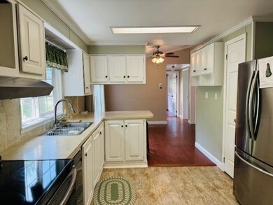 228 Redwood Rd, Loudon, NH 03307 - photo 7