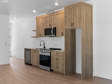 2909 SE 73rd Ave unit 1, Portland, OR 97206 - photo 6