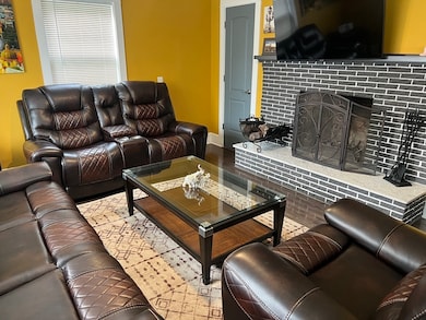 11 Leroy Place, Springfield, MA 01104 - photo 6